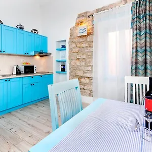 apartments-rooms-la-casa-barbaro.in-istria.net/