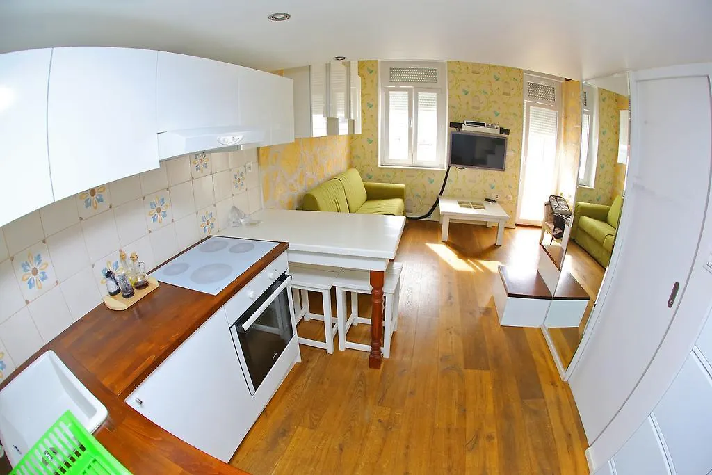 Apartmanhotel Central Apartments Integrated Hotel Zára